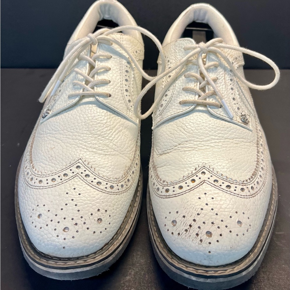 Men’s G/FORE textured wing tip golf shoes, size 11